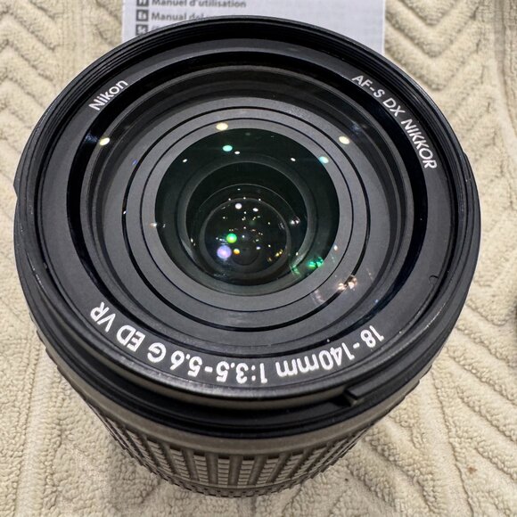 NEW without box - Nikon AF-S DX NIKKOR 18-140mm f/3.5-5.6G ED VR Lens - Picture 1 of 5